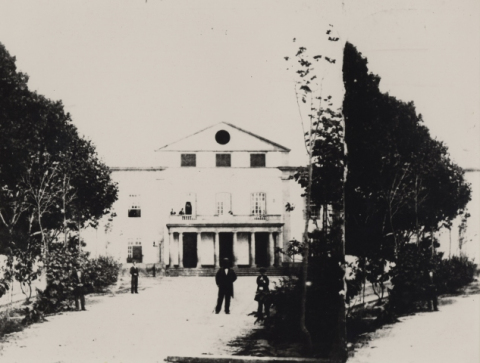 PLAZA DE CAIRASCO