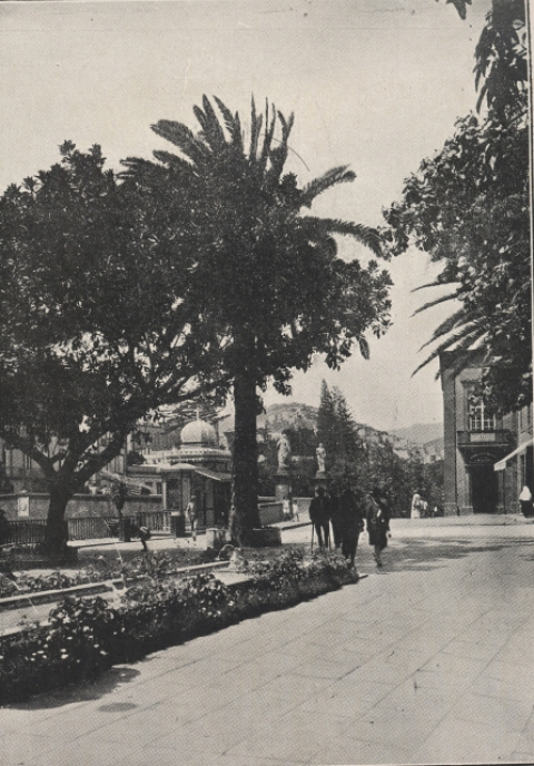 LA PLAZUELA