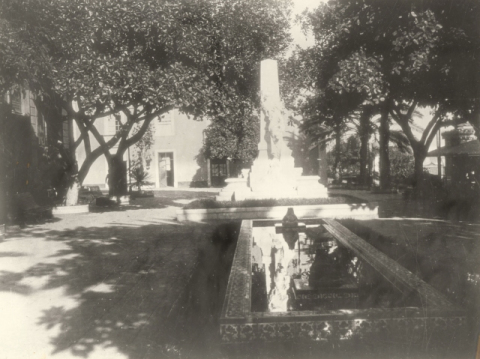 PLAZA DE LAS RANAS