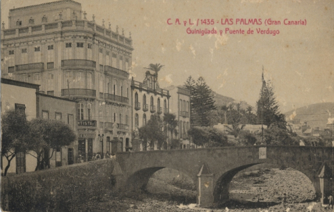 PUENTE DE PIEDRA
