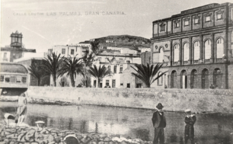 TEATRO PÉREZ GALDÓS Y GUINIGUADA