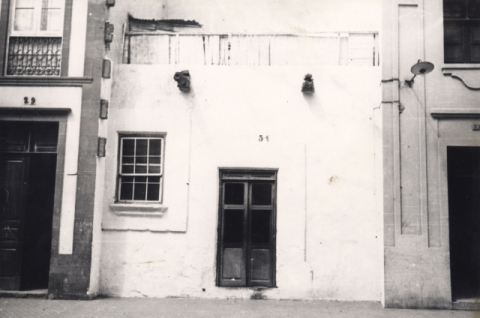CALLE MENDIZÁBAL, "CASA DE LOS GATOS"