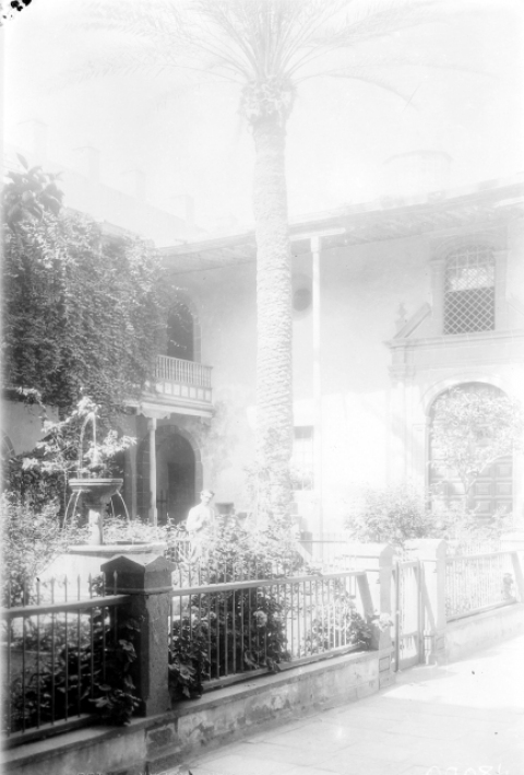EL PATIO