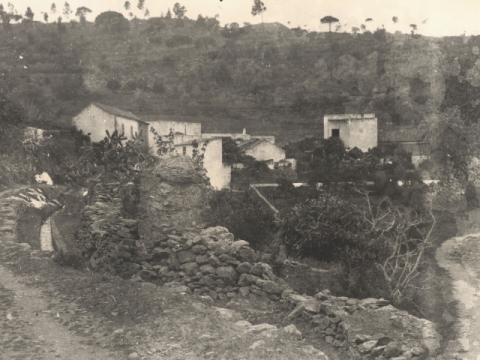 ACEQUIA Y CASERÍO