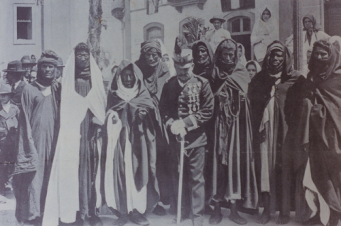 JEFES DE LAS KÁBILAS EN LA VISITA DE ALFONSO XIII