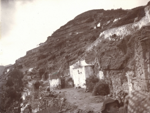 CASAS CUEVAS DE LA ATALAYA