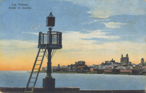 AMANECER DESDE EL MUELLE