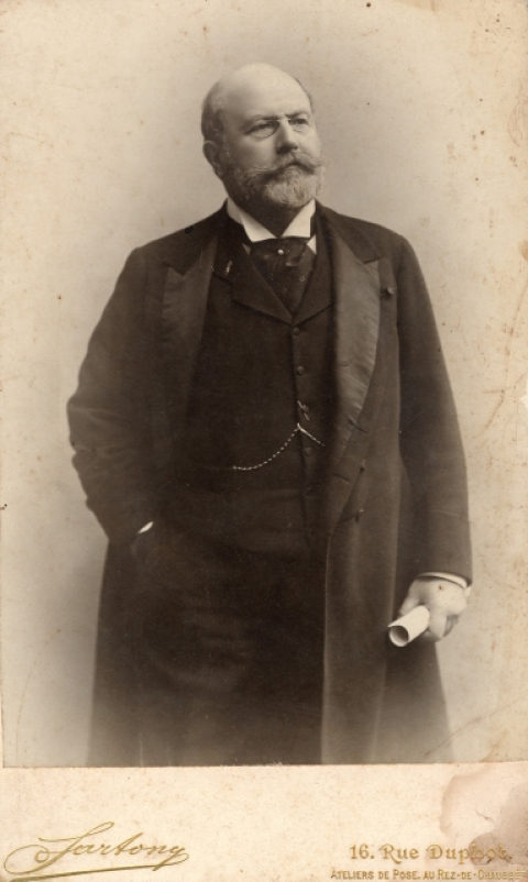 DON FERNANDO LEÓN Y CASTILLO