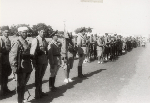 TROPAS EN LA INAUGURACIÓN DEL PARQUE DE LOS MOROS