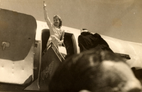LLEGADA DE EVITA