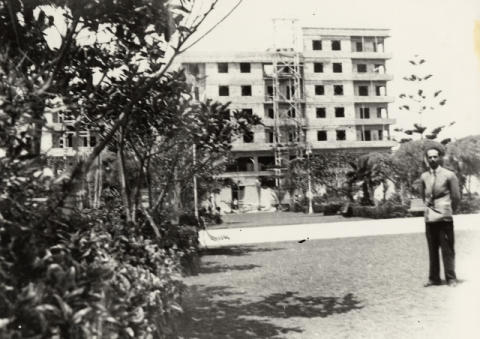 CONSTRUCCIÓN DEL HOTEL PARQUE