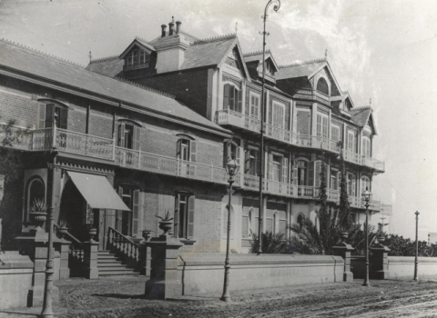 HOTEL METROPOLE