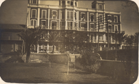 HOTEL METROPOLE