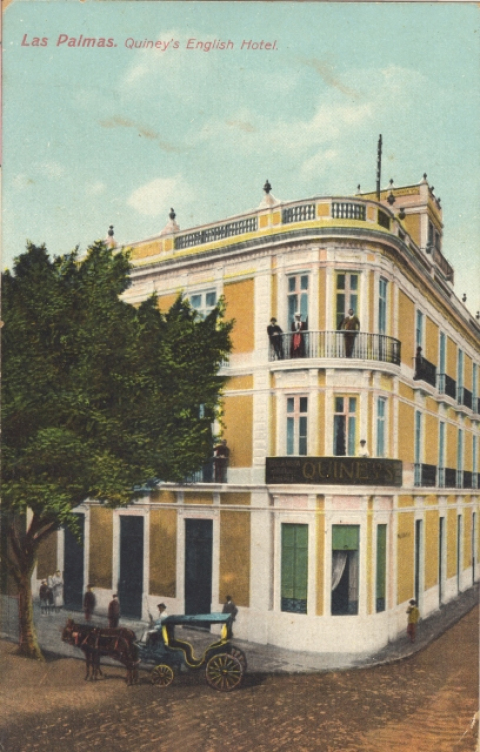 HOTEL QUINEYS EN SAN BERNARDO, ESQUINA CON VIERA Y CLAVIJO