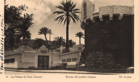 PUEBLO CANARIO Y ERMITA SANTA CATALINA