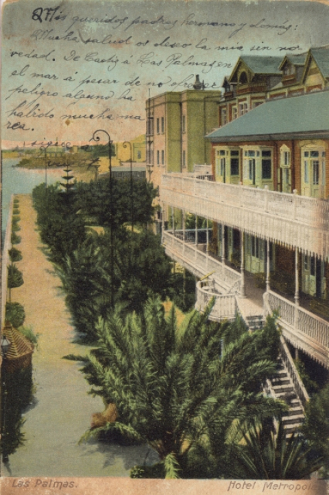 TRASERA DEL HOTEL METROPOLE, JARDINES