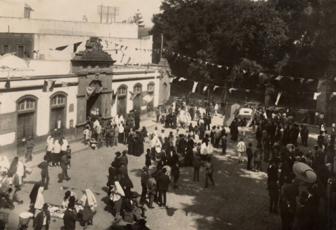 EL  MERCADO