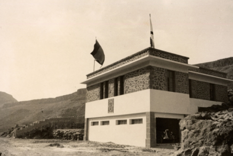 EDIFICIO DE CONTROL DE LA PRESA DE AYAGAURES