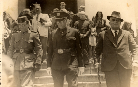 EL PRESIDENTE DEL CABILDO ANTONIO LIMIÑANA EN LA INAUGURACIÓN DEL CEMENTERIO