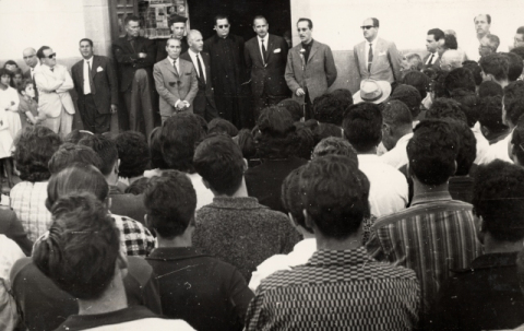 DISCURSO A LOS ALDEANOS