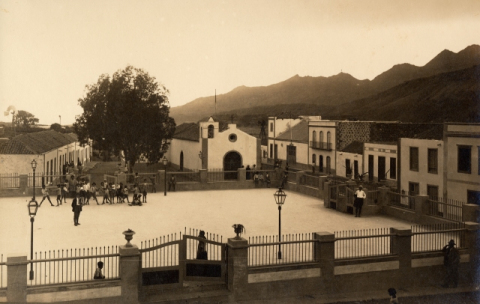 PLAZA DE LA ALDEA