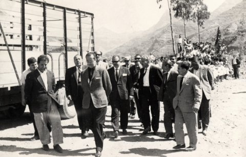 VISITA A LA ALDEA