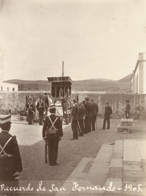 LOS MILITARES ANTE SAN FERNANDO EN LA ISLETA