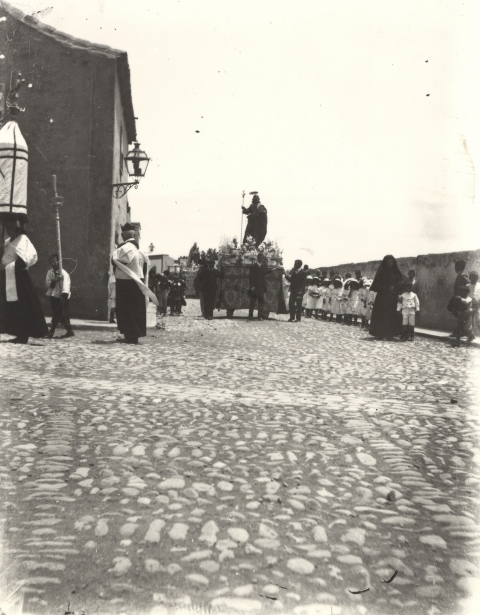PROCESIÓN