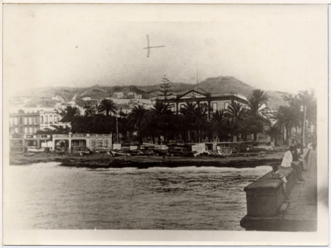 ASTILLEROS Y PLAYA DE SAN TELMO