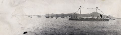 BAHÍA DE LAS ISLETAS BARCOS FONDEADOS