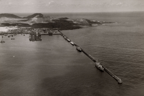 EL DIQUE Y LA ISLETA