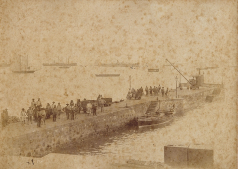 MUELLE DE SAN TELMO