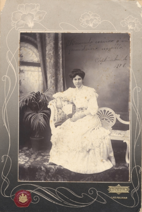 LA SEÑORA