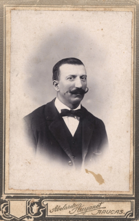 EL CABALLERO DE LOS BIGOTES