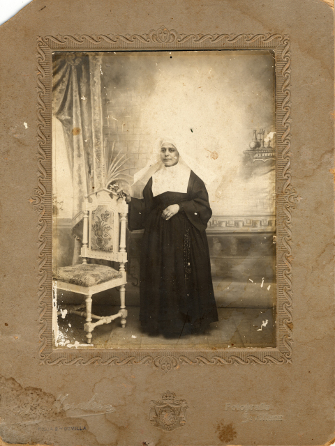 LA MONJA