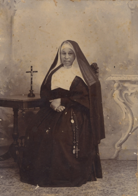 LA MONJA
