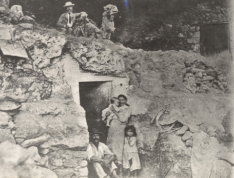 CASA CUEVA
