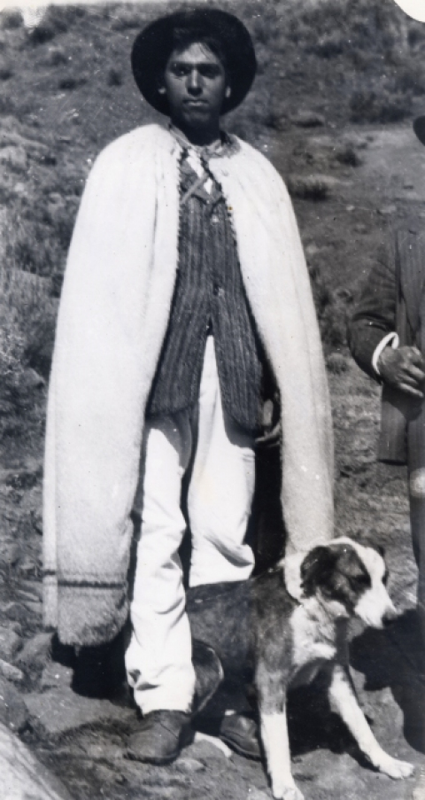 EL PASTOR Y SU PERRO