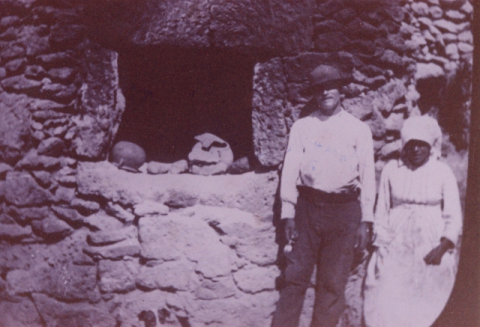 TALAYEROS JUNTO AL HORNO