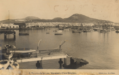 EMBARCADERO DEL CLUB NAUTICO