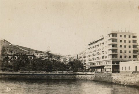 HOTEL PARQUE, SAN TELMO Y EL MUELLE VIEJO