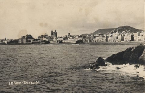 LA CIUDAD DESDE EL MUELLE