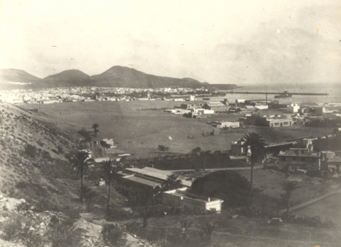 LOS ARENALES Y EL PUERTO
