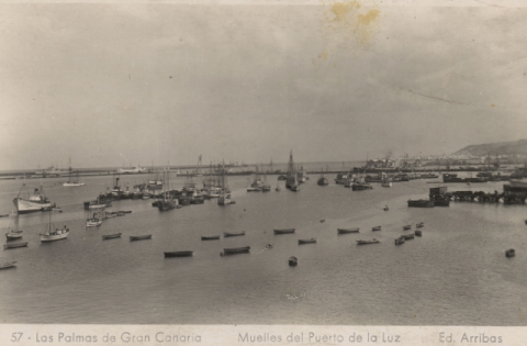 MUELLE DEL PUERTO DE LA LUZ