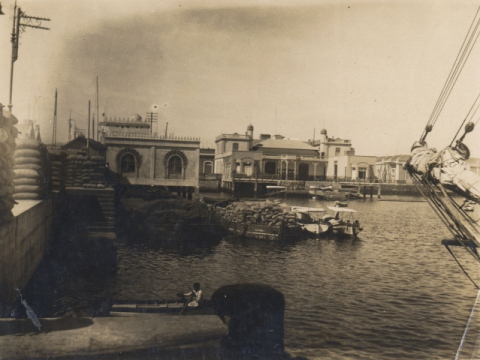MUELLE SANTA CATALINA Y ANTIGUO CLUB NAÚTICO