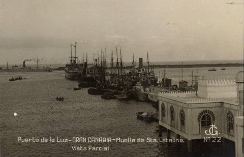 MUELLE SANTA CATALINA Y CLUB NAÚTICO