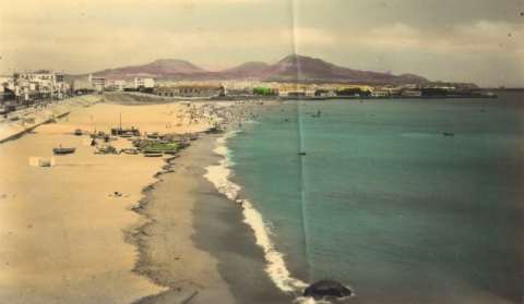 PLAYA DE LAS ALCARAVANERAS