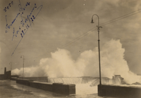 REBOSO EN EL MUELLE DE SAN TELMO