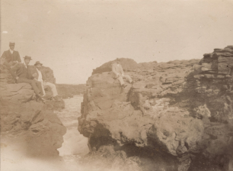 ROMPIENTES DE LA PUNTILLA