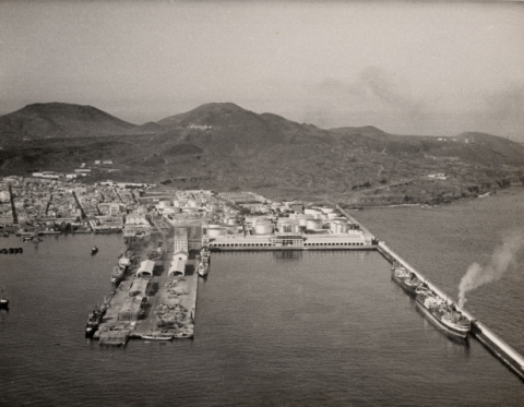 VISTA AÉREA DEL MUELLE GRANDE Y LA ISLETA